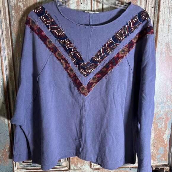 Easel Women’s L Blue Long Sleeve Pullover V Shaped Multicolor Material Details - Picture 1 of 9